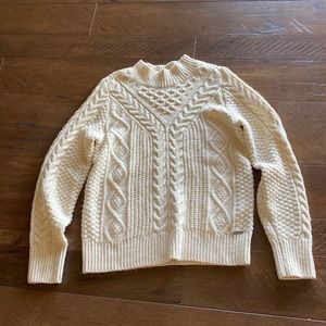 ABERCROMBIE KNT CABLE SWEATER